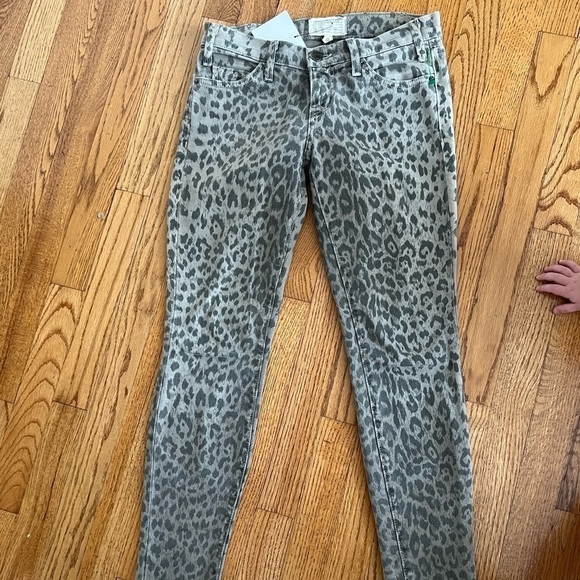 Current/Elliot Mid Rise Skinny Leg Jeans Animal Print Size 0/24 Leopard Print - Picture 7 of 11